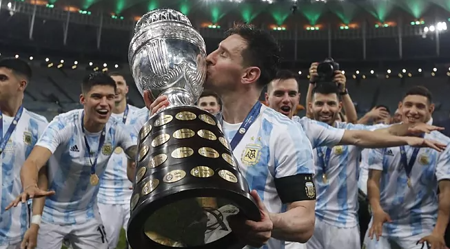 ‘Messi là ứng viên số 1 cho danh hiệu QBV 2021’