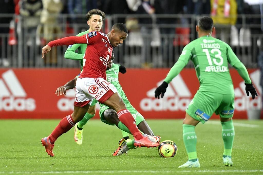 Stade Brestois vs Saint Etienne – Soi kèo nhà cái bóng đá 22h00 ngày 31/08/2024 – VĐQG Pháp