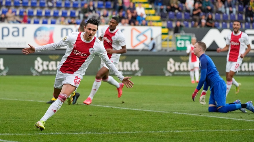 Ajax vs Sittard – Soi kèo nhà cái bóng đá 01h00 ngày 19/09/2024 – VĐQG Hà Lan