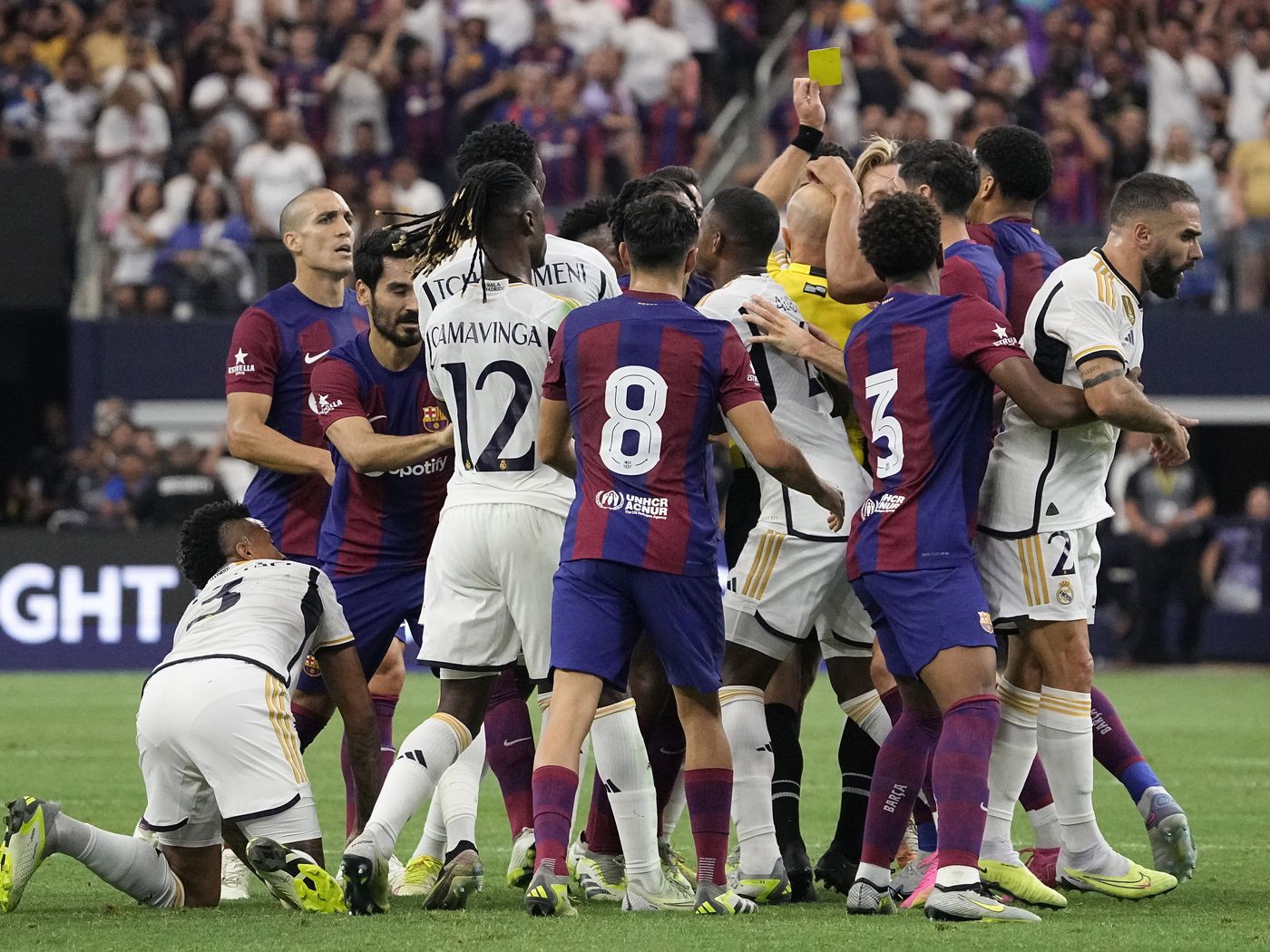 Real Madrid vs Barcelona – Soi kèo nhà cái bóng đá 02h00 ngày 27/10/2024 – VĐQG Tây Ban Nha