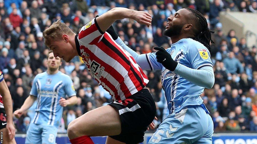 Coventry vs Sunderland – Soi kèo nhà cái bóng đá 22h00 ngày 15/03/2025 – Hạng Nhất Anh